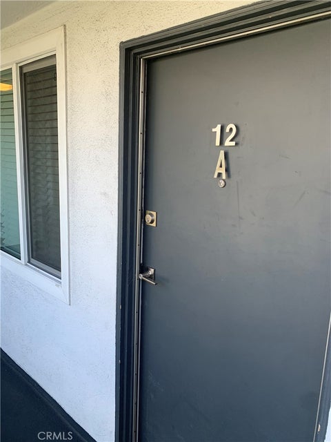 Photo of 702 S St. Andrews Place #12A, Los Angeles, CA 90005 (MLS # SR26231128)