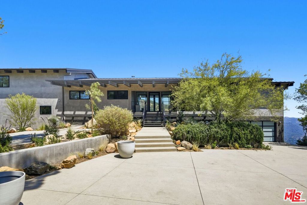 2345 Tuna Canyon Road
