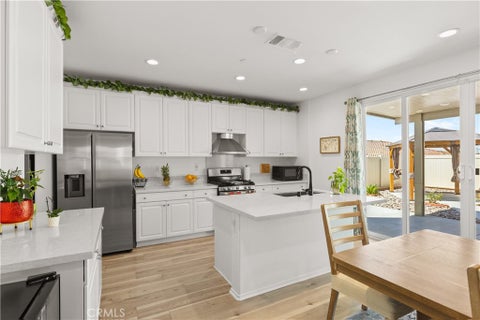 Tiny photo for 214 Knotgrass Street, Hemet, CA 92543 (MLS # SW26198974)