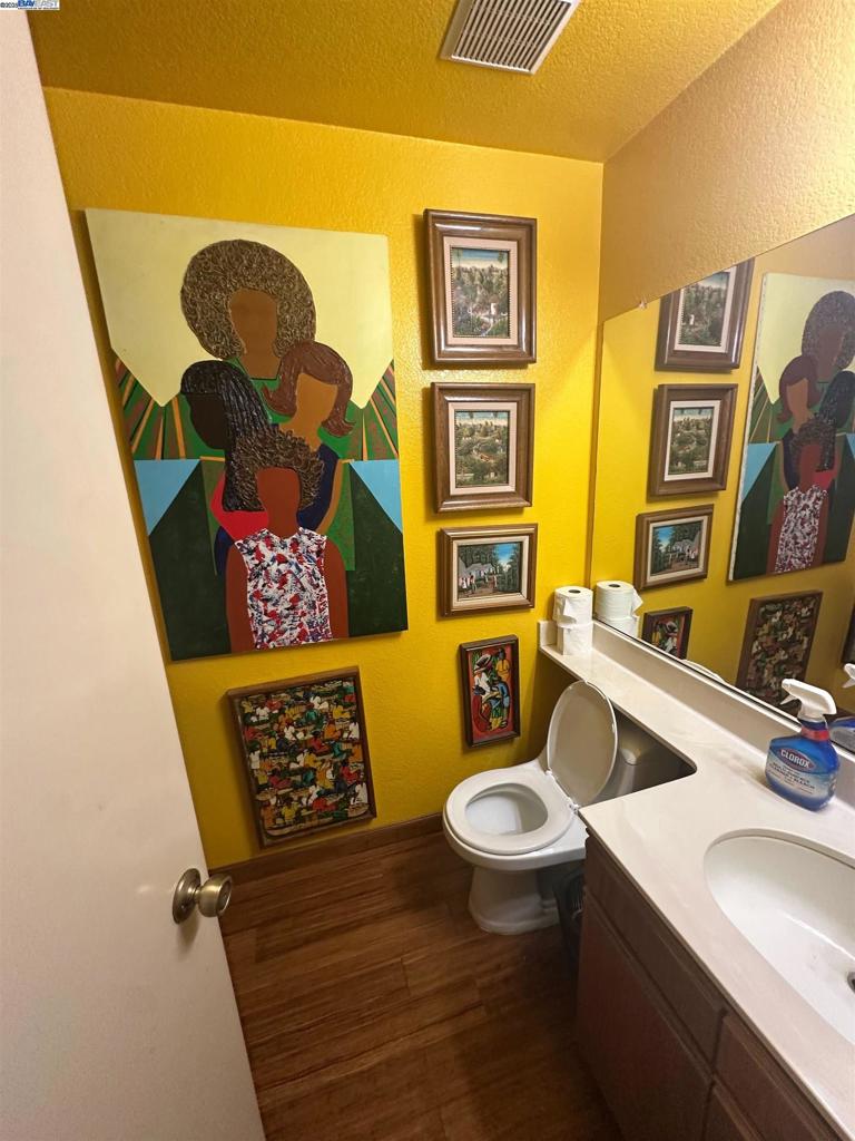 DALY CITY - Residential