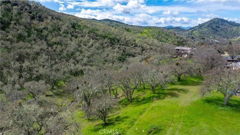 Tiny photo for 1856 Southfork Place, Paso Robles, CA 93446 (MLS # SR26034352)