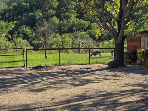 Tiny photo for 1856 Southfork Place, Paso Robles, CA 93446 (MLS # SR26034352)