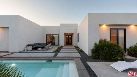 Photo of 6429 Palo Alto Avenue, Yucca Valley, CA 92284 (MLS # 26891531)
