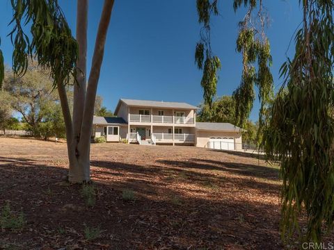 Photo of 2844 Live Oak Park Rd Rd, Fallbrook, CA 92028 (MLS # NDP2510470)