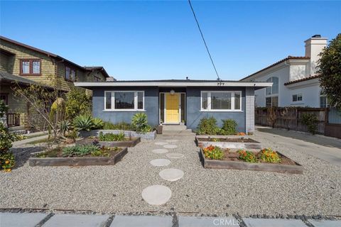 Photo of 1647 Mathews Ave, Manhattan Beach, CA 90266 (MLS # SB26061159)