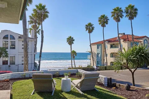 1102 S. Pacific St., Oceanside, CA 92054 - MLS#: NDP2511054