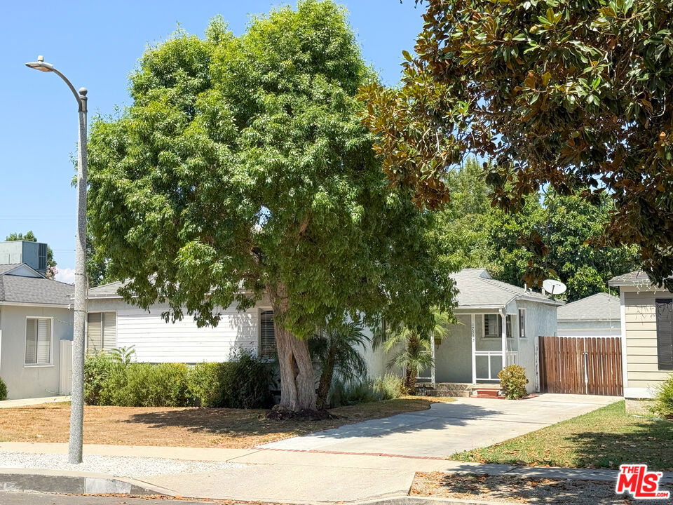 Prime opportunity on one of Lake Balboa's most charming and sought after streets. This home has a fabulous existing footprint. Oversized primary bedroom with two sliding closets and en-suite bathroom. Expanded family room with fireplace and breakfast nook. Corner kitchen facing out to the driveway. Three guest rooms, and a full guest bathroom. Laundry room. Large driveway. Large detached garage. Great back yard. And much more. Bring your imagination and let your vision come to life in this spectacular neighborhood.