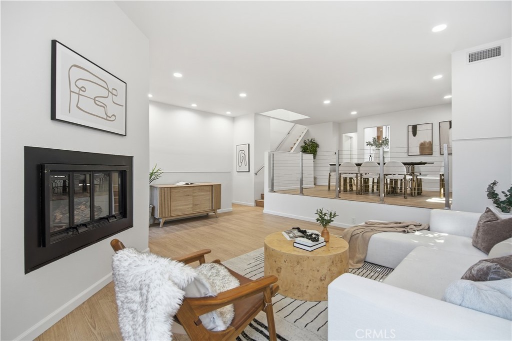 3023 Berkeley 1