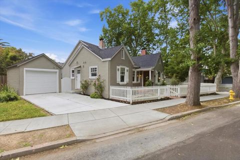 Photo of 1055 Newhall Street, San Jose, CA 95126 (MLS # ML82045324)