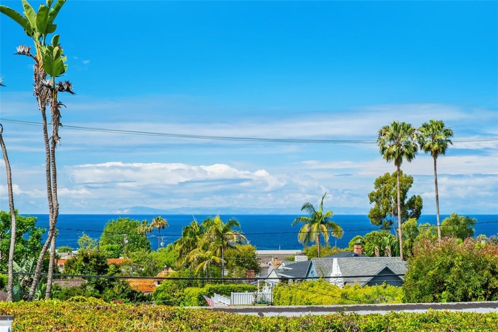 Photo of 616 Cuprien Way, Laguna Beach, CA 92651 (MLS # LG26096056)
