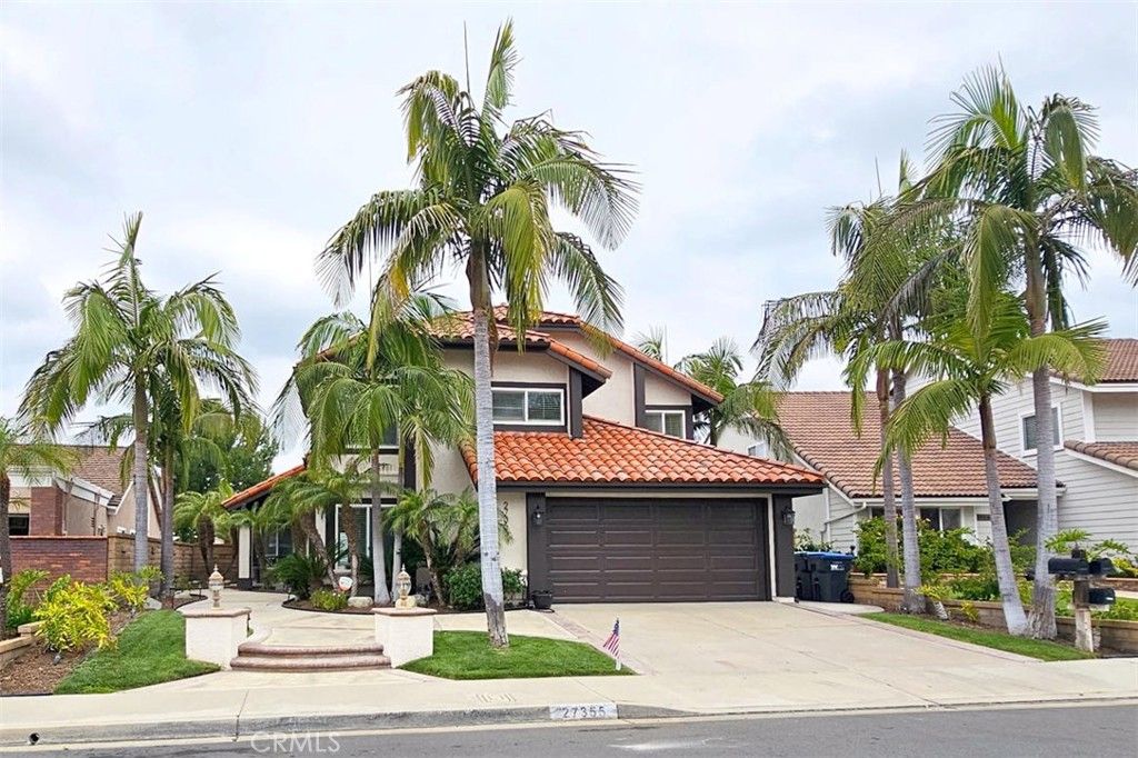 Photo of 27355 Betanzos, Mission Viejo, CA 92692 (MLS # CV26068250)