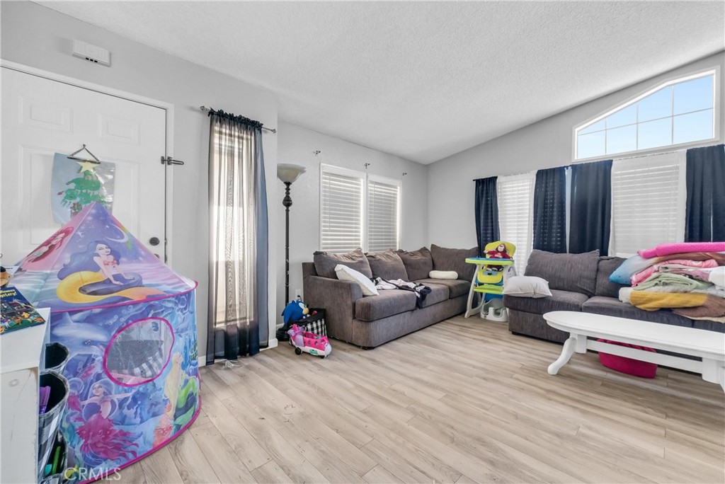 3800 West Wilson 332