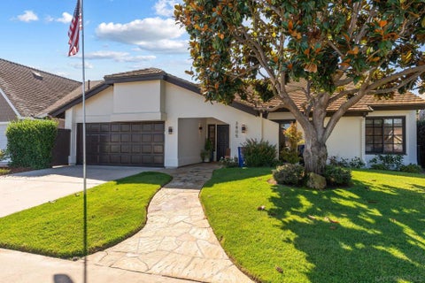Photo of 3805 Avenida Feliz, Rancho Santa Fe, CA 92091 (MLS # 260024180SD)