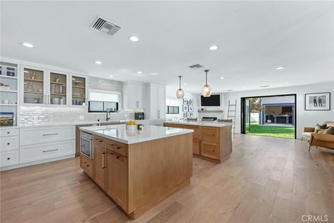 1707 10th Street Manhattan Beach CA 90266