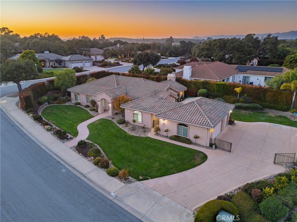 616 Misty Glen