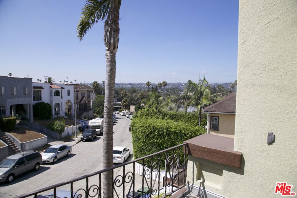 2331 Lucerne Avenue