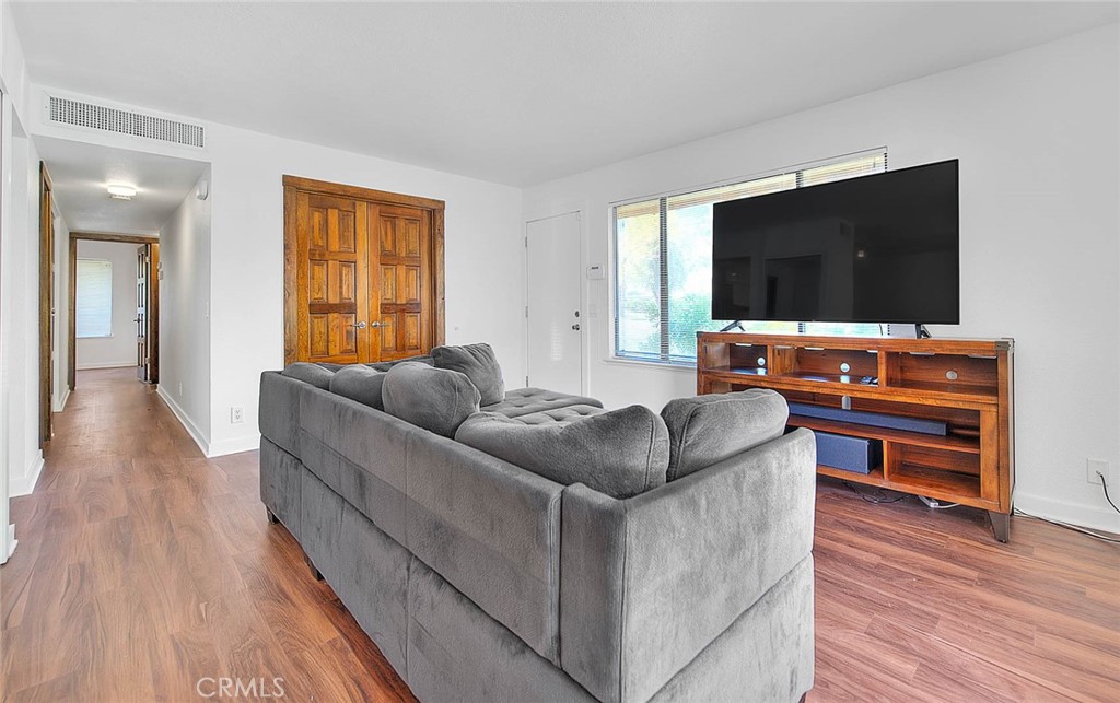 Mountain View Villas (32161) - Residential Lease