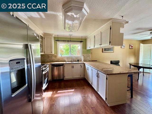 MIRA VISTA - Residential
