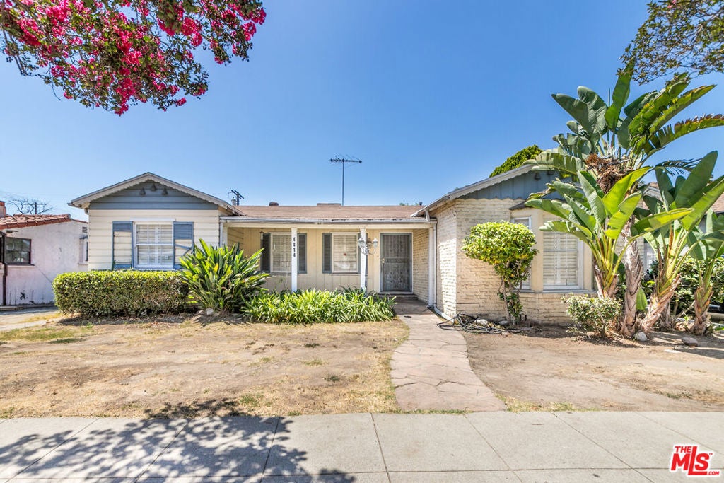 4414 Ambrose Avenue, Los Angeles CA 90027