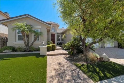 Photo of 12826 Via Donatello, Porter Ranch, CA 91326 (MLS # SR26172925)