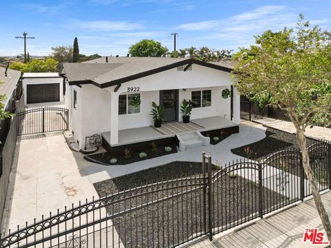 Photo of 3922 Princeton Street, Los Angeles, CA 90023 (MLS # 25621683)