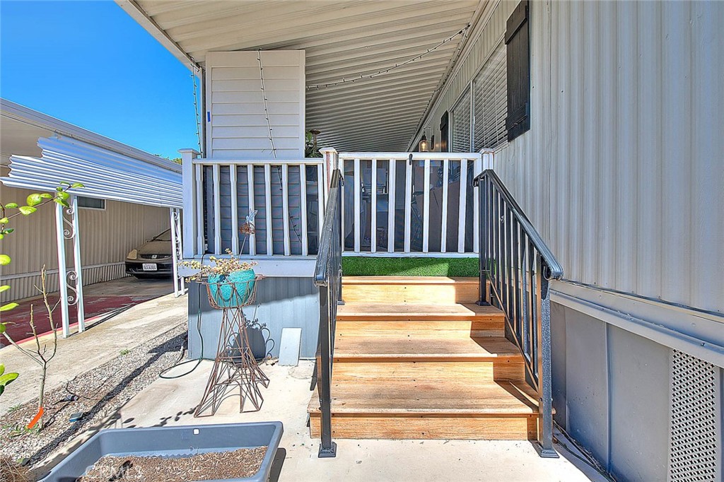 1255 Amethyst Street 49