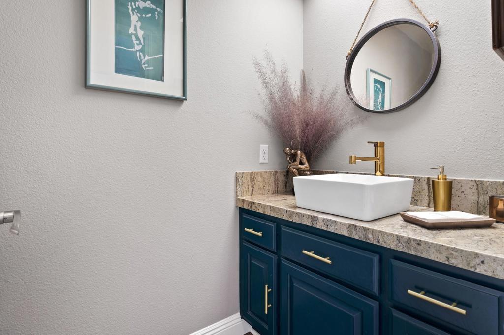 The Lakes Country Cl - Residential