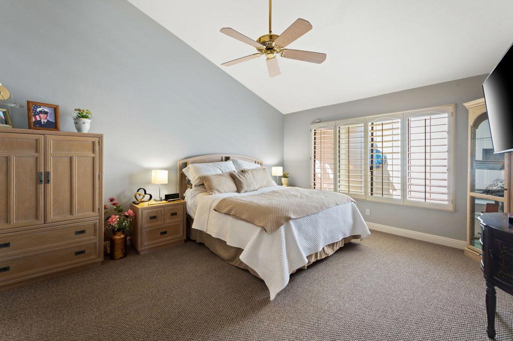 The Lakes Country Cl - Residential