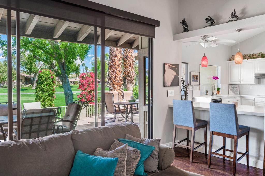 The Lakes Country Cl - Residential