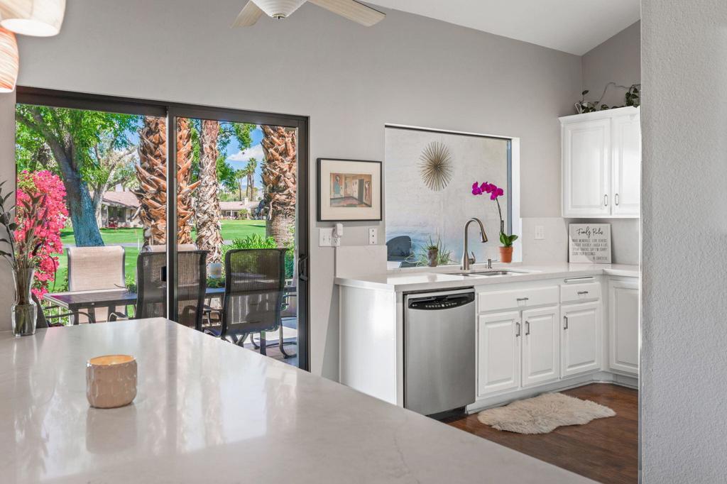 The Lakes Country Cl - Residential