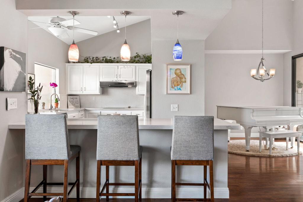 The Lakes Country Cl - Residential