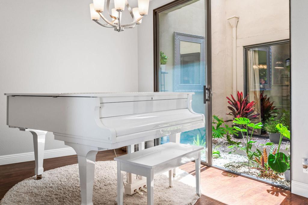 The Lakes Country Cl - Residential