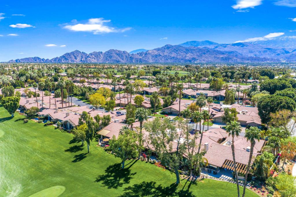 The Lakes Country Cl - Residential