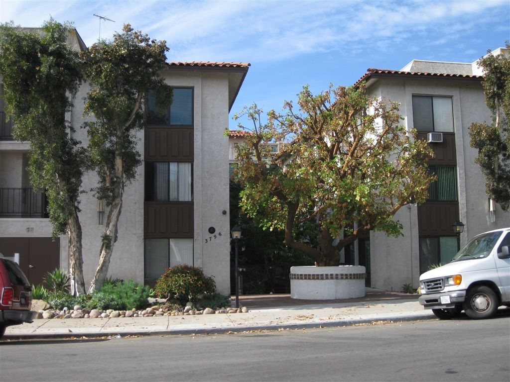 listing image 130722104439022789001