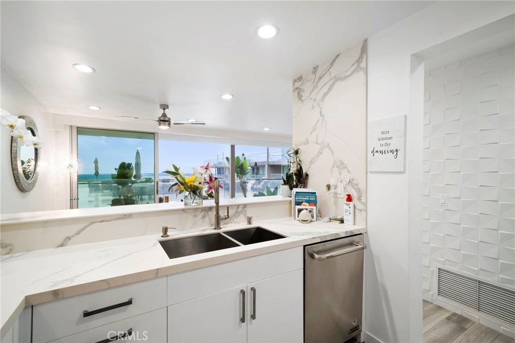 1585 S Coast 47, Laguna Beach CA 92651 - Photo 11