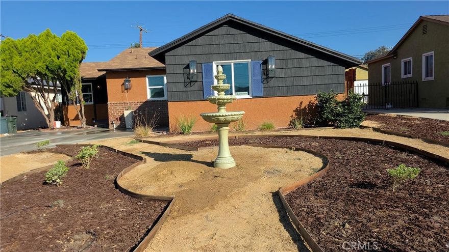 REMODELED, Open floor plan, Remodeled Kitchen with full quartz Iland ,Pantry, New under the Island microwave,New high burner output stove,custom hood range,hot and cold water lines New water heater, New central air w/ Nest Thermostat,Luxury appliance fire place, Nice private back yard.

New Electrical rewire and installed 200 amp main panel set up run for Car Charger.New garage door opener.