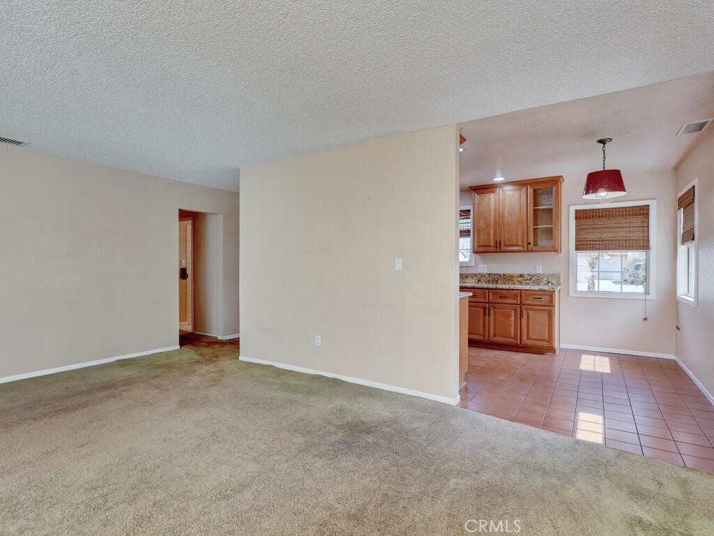 La Track - Residential