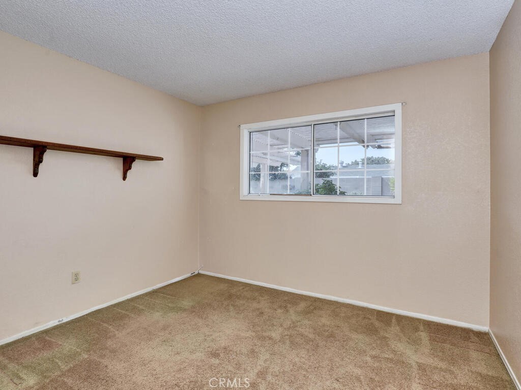 La Track - Residential