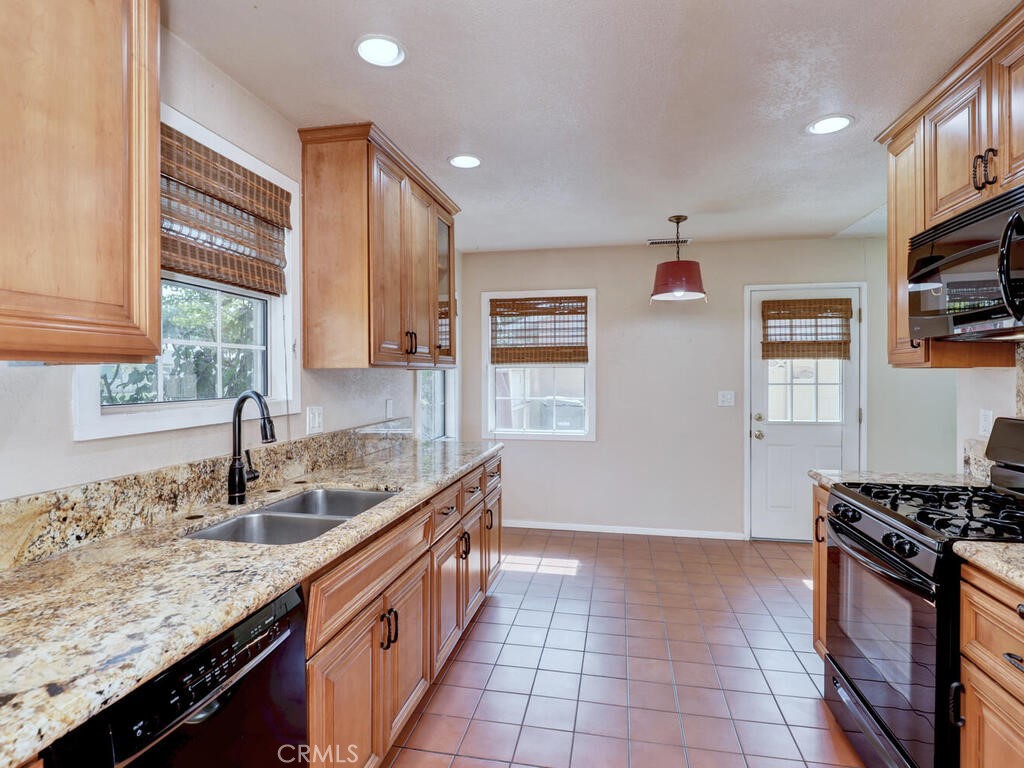 La Track - Residential