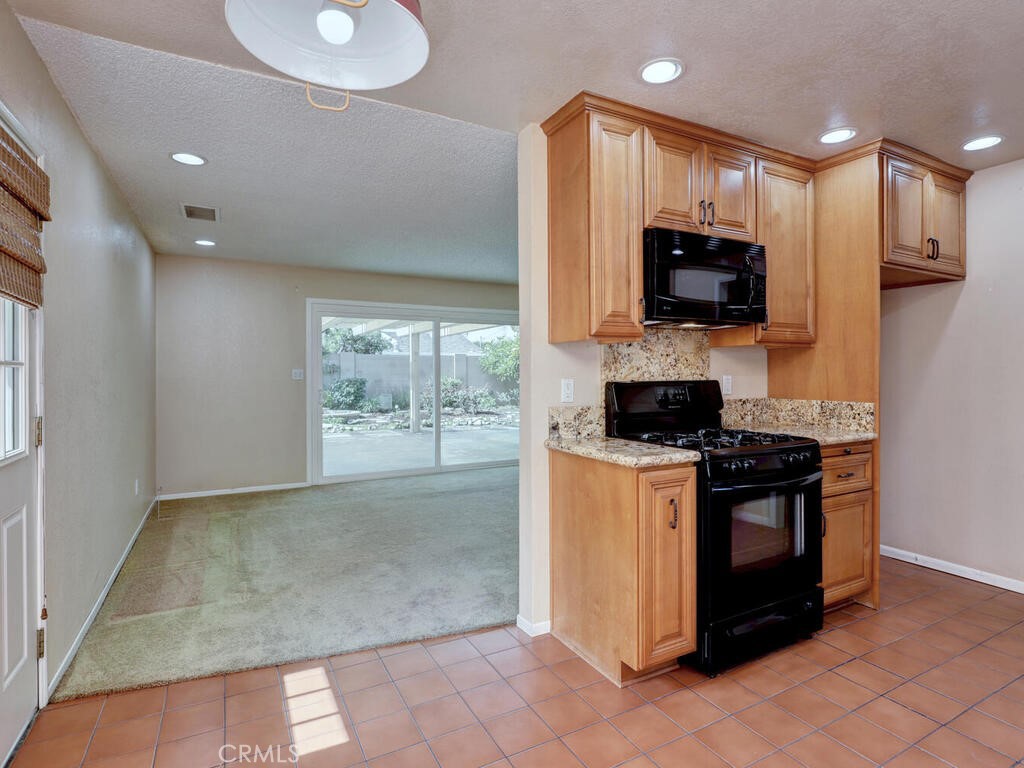La Track - Residential