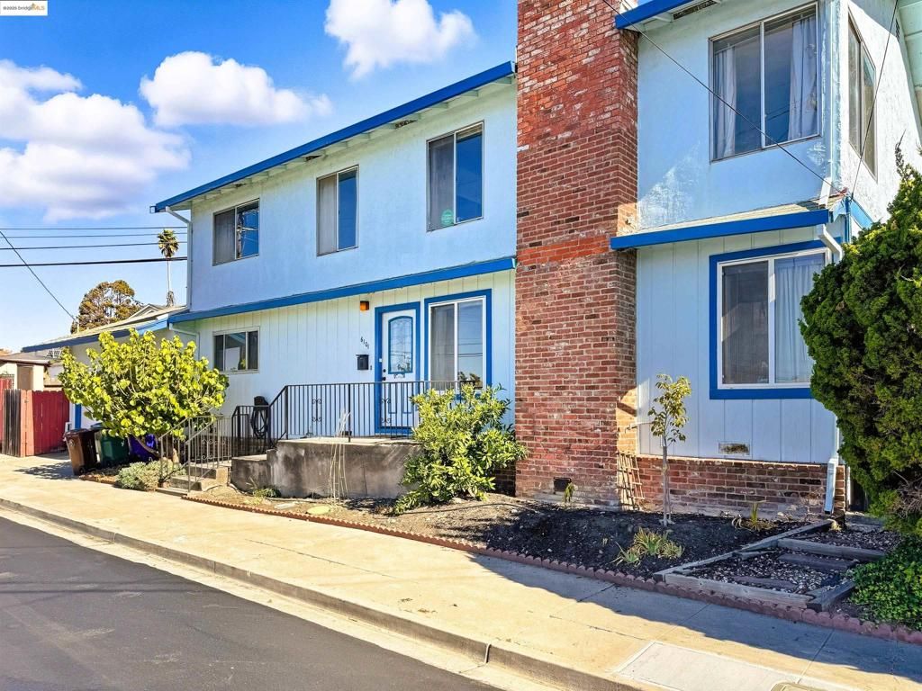 Photo of 6101 Rosalind Ave Ave, Richmond, CA 94805 (MLS # 41114842)