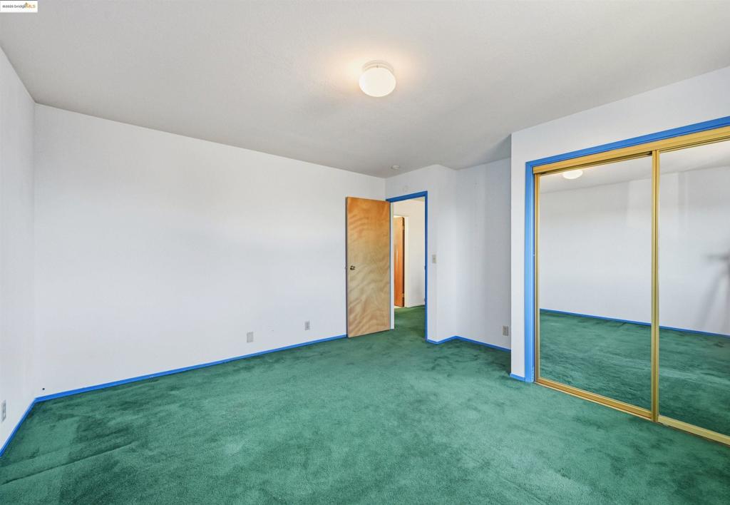 E RICHMOND HGTS - Residential