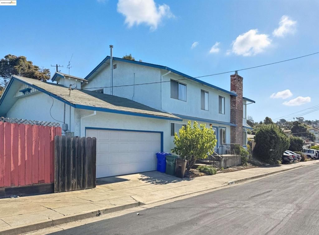 Photo of 6101 Rosalind Ave Ave, Richmond, CA 94805 (MLS # 41114842)