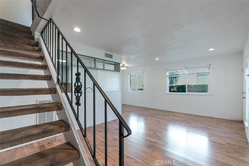 602 Avenida Del Platino