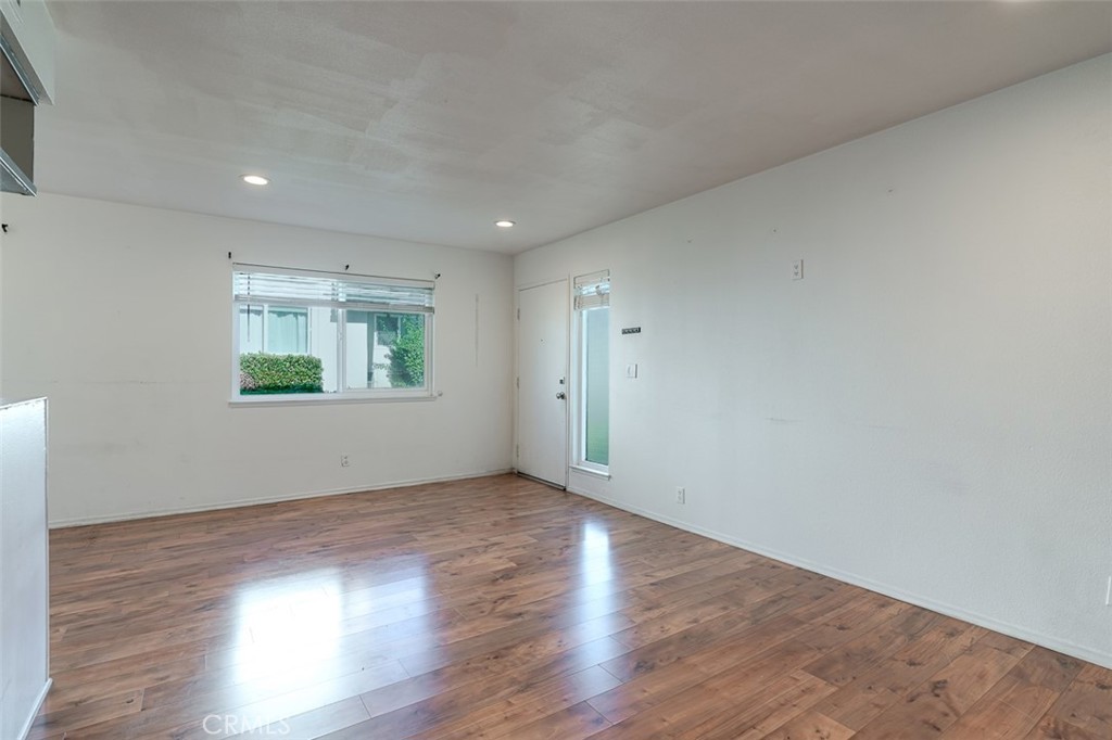 602 Avenida Del Platino