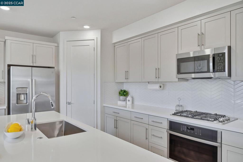 THE PRESERVE - Residential