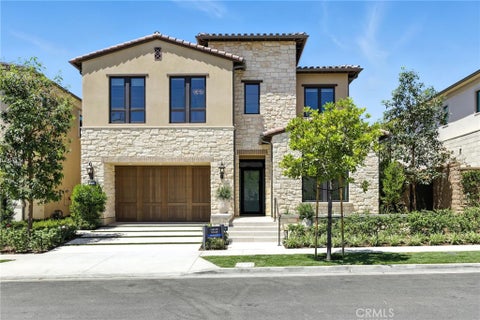 Photo of 421 Narcissus, Irvine, CA 92602 (MLS # OC26204226)