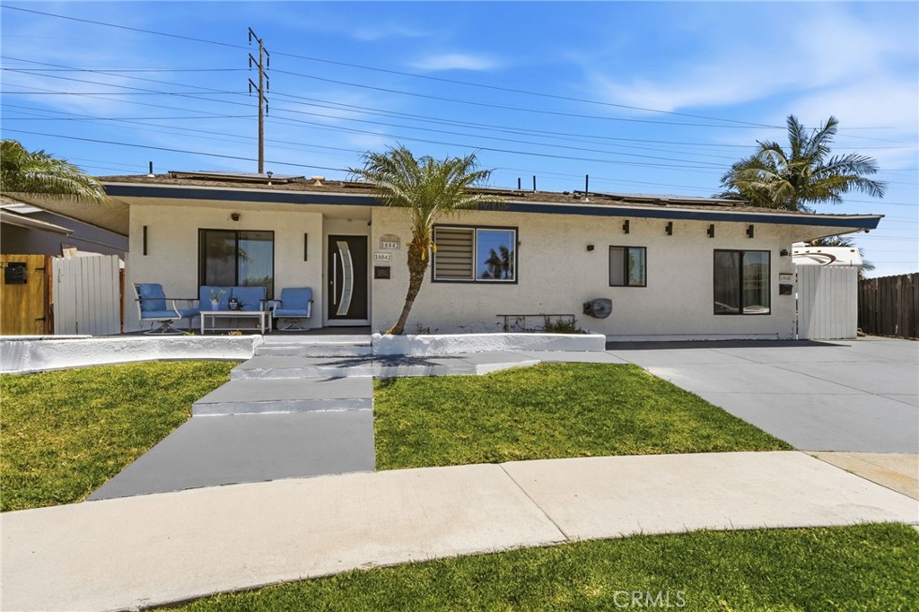 16842 Lucia Lane