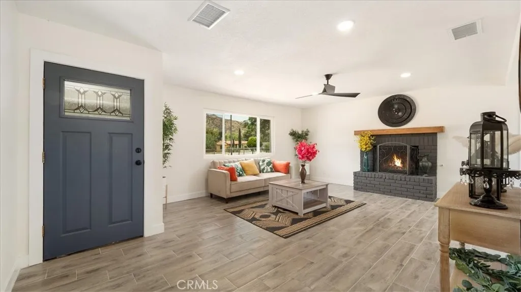 Banning, California 92220, United States, 3 Bedrooms Bedrooms, ,2 BathroomsBathrooms,Residential,Active,223448