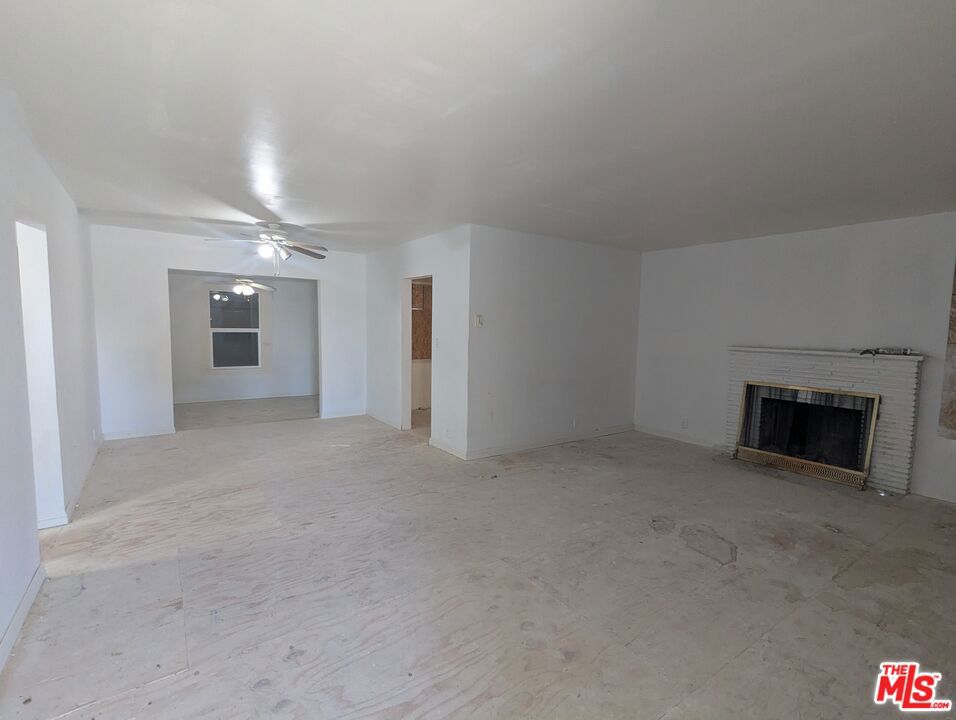 13005 Osborne Street